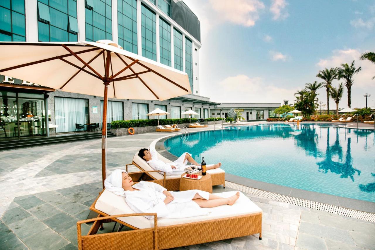 Songlam Waterfront Hotel Hà Tĩnh Buitenkant foto