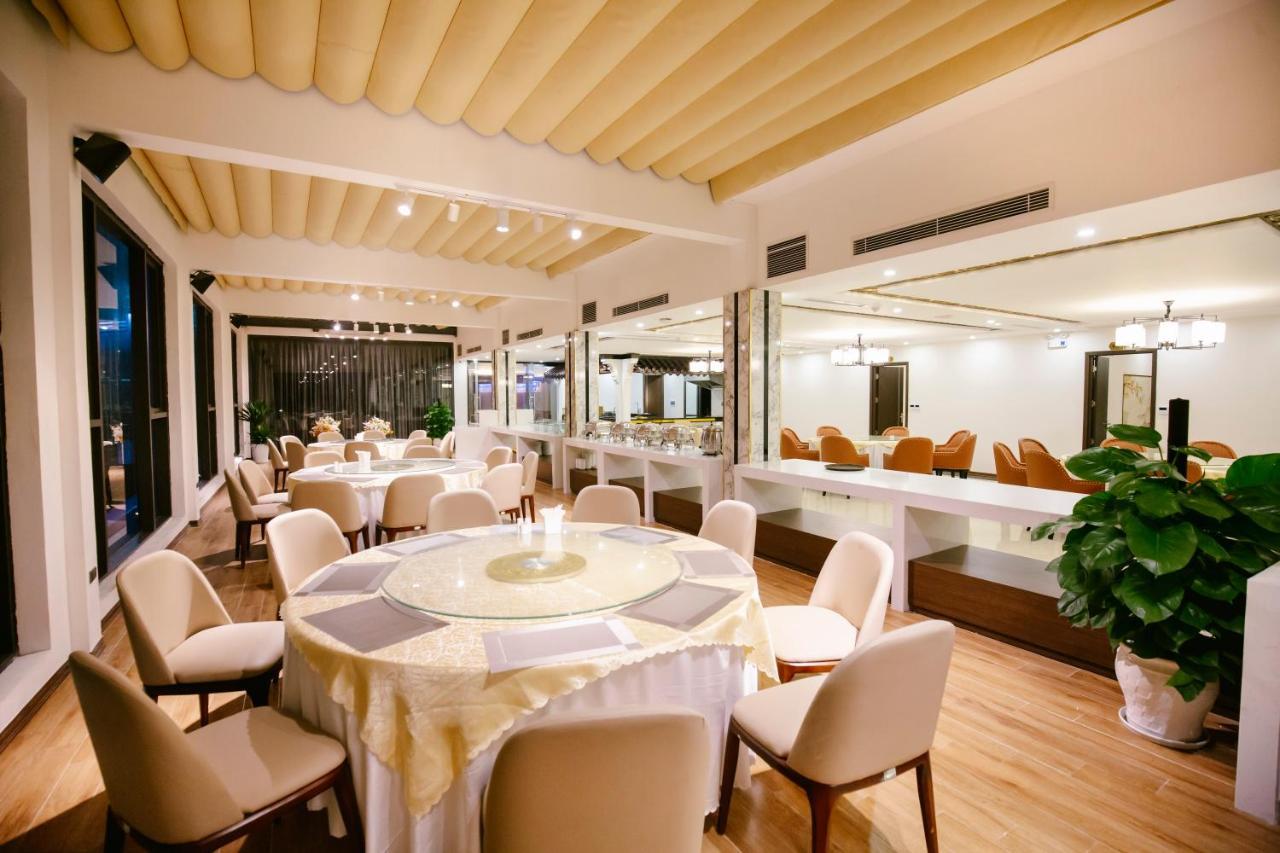 Songlam Waterfront Hotel Hà Tĩnh Buitenkant foto