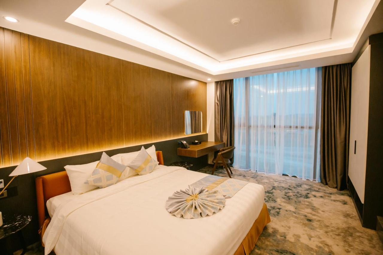 Songlam Waterfront Hotel Hà Tĩnh Buitenkant foto