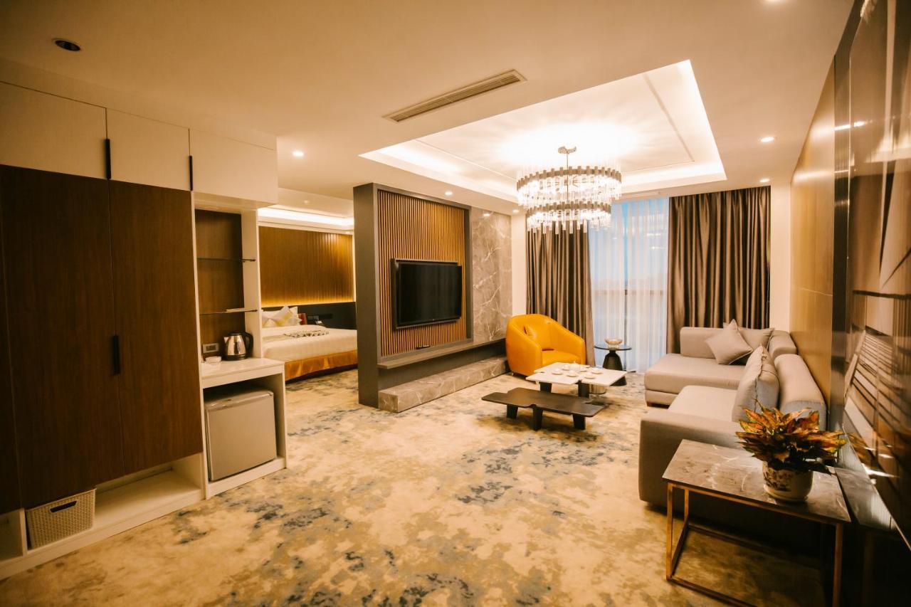 Songlam Waterfront Hotel Hà Tĩnh Buitenkant foto