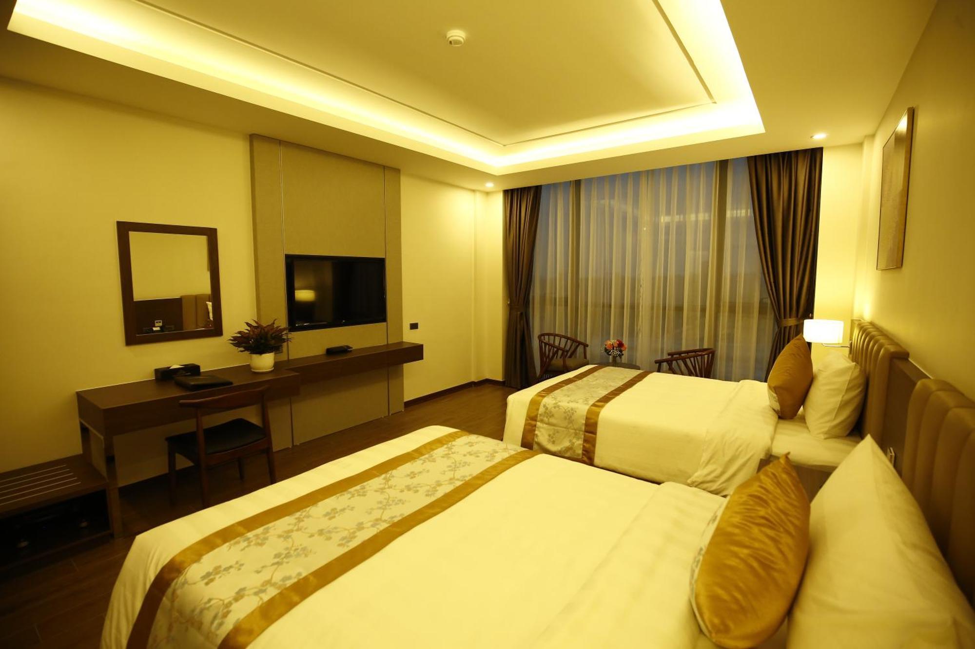 Songlam Waterfront Hotel Hà Tĩnh Buitenkant foto